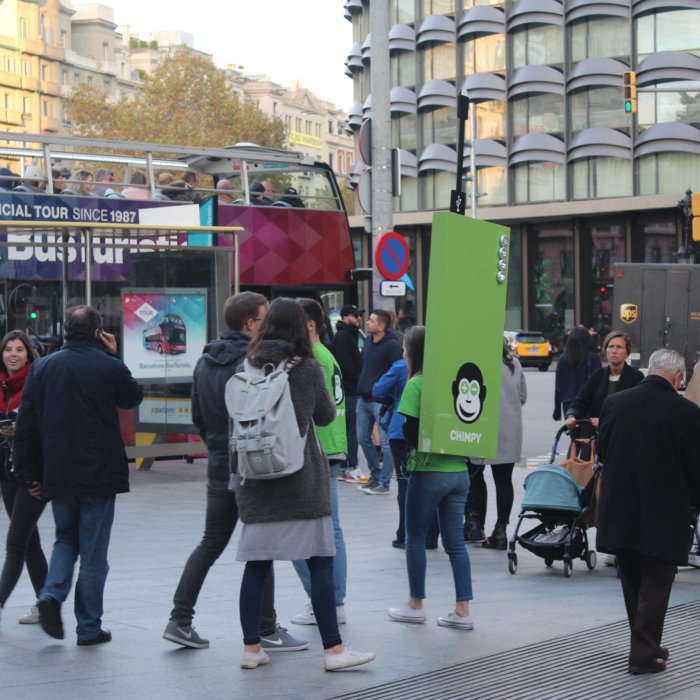 CHIMPY | Belowactions street marketing Barcelona